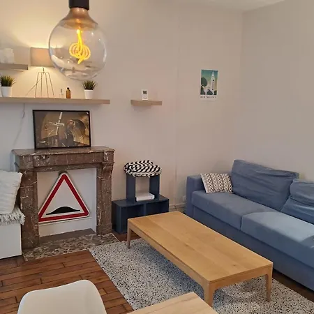 Modern 1 Bedroom Close Sacré Coeur * Paris